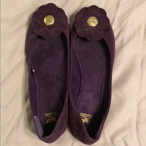 Purple flower flats